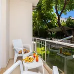 Safak Oasis Hotel *