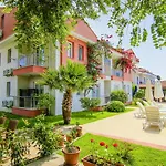 Hotel Safak Oasis