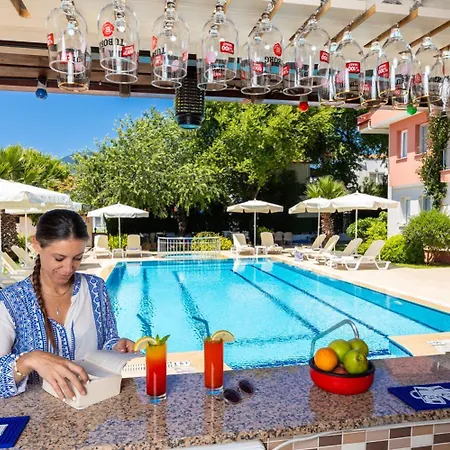Safak Oasis Hotell