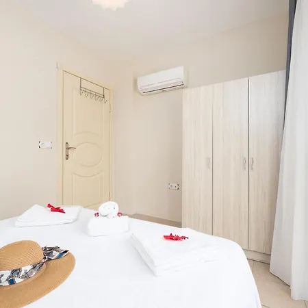 Отель Safak Oasis Дальян